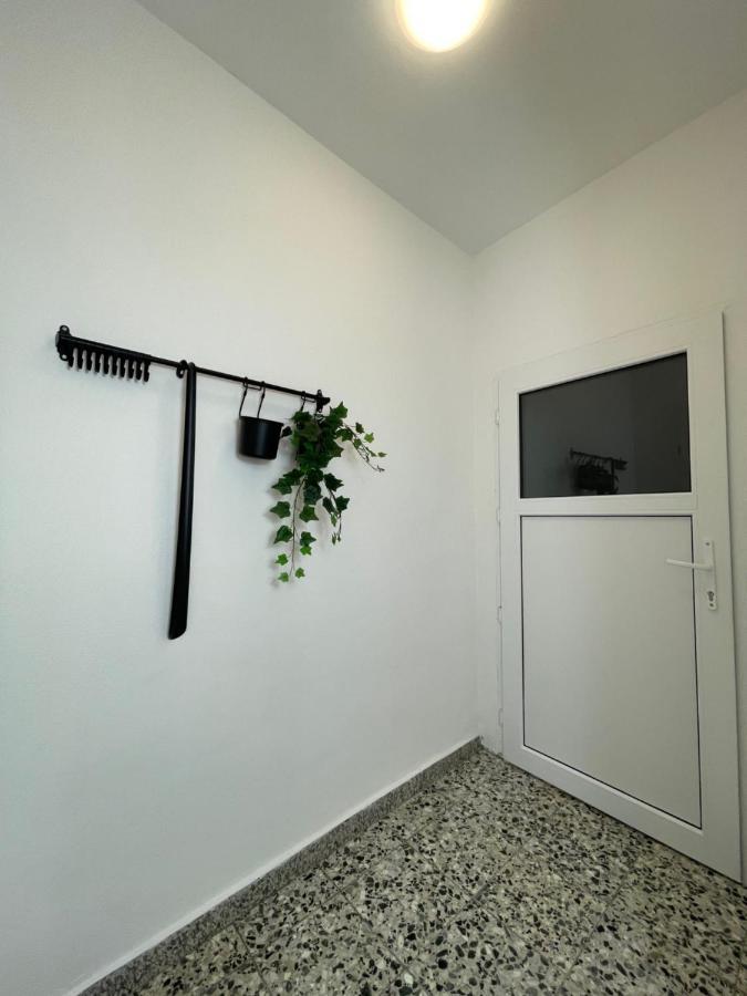 Apartment Gross - Real Estate